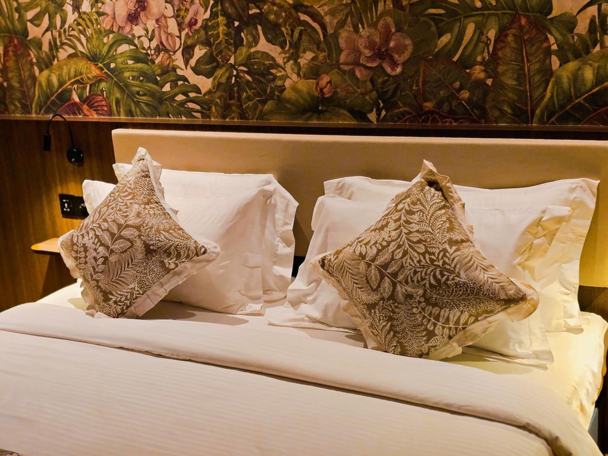 The Palm Suite At Lava Mansion จอร์จทาวน์ ภายนอก รูปภาพ