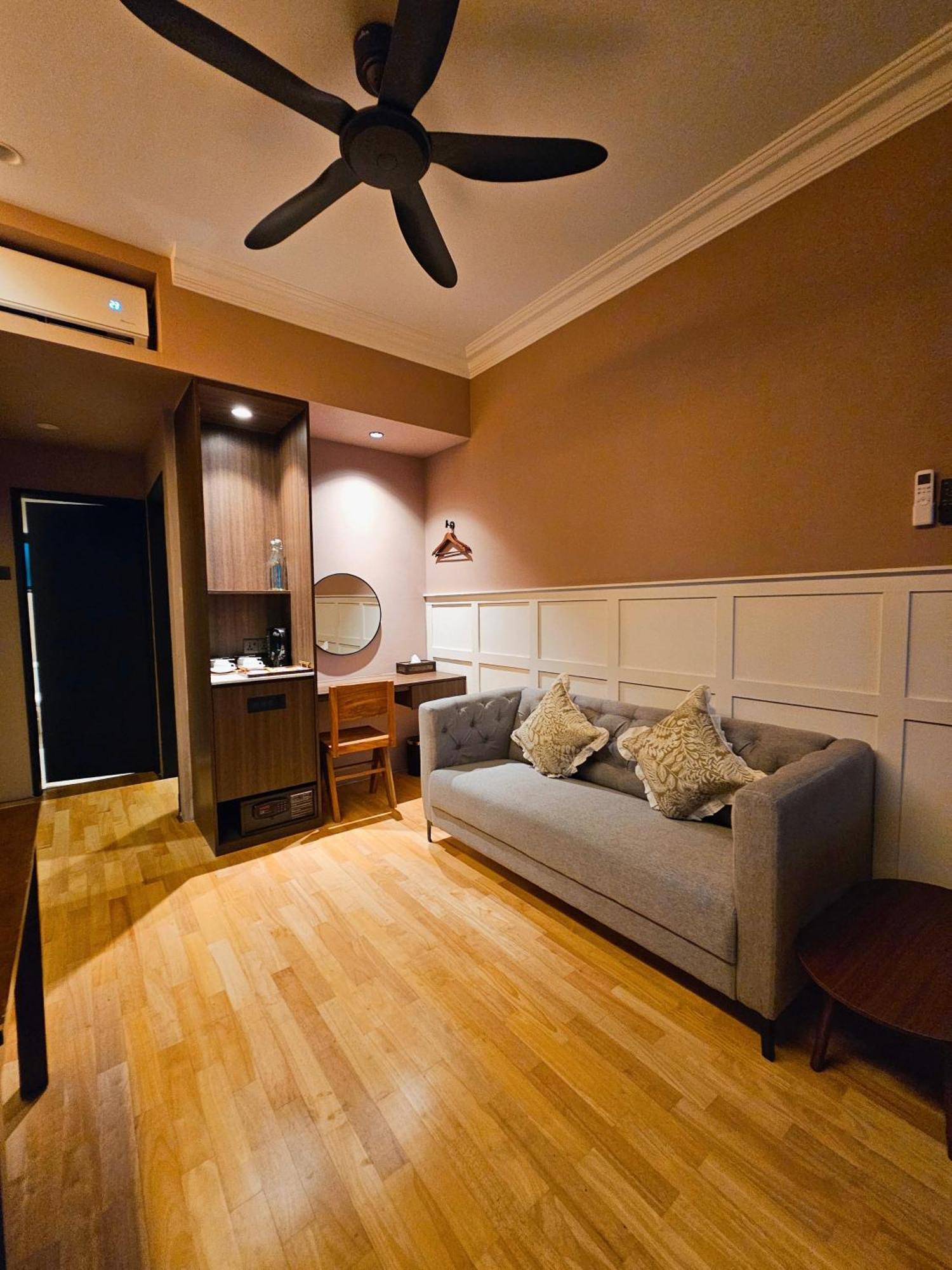 The Palm Suite At Lava Mansion จอร์จทาวน์ ภายนอก รูปภาพ